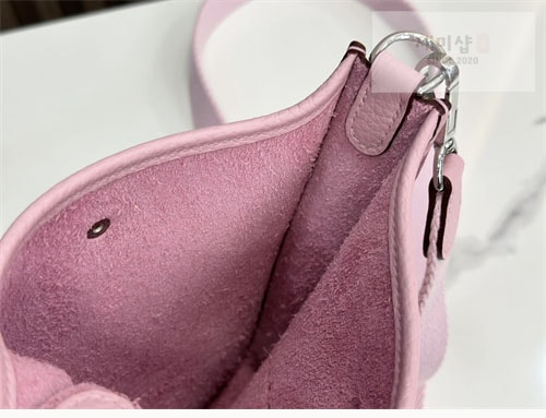 Hermes 에르메스 미니 에블린 16 Mini Evelyne 16 로즈 Bag 6번 이미지