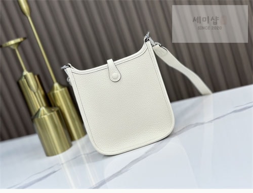 Hermes 에르메스 미니 에블린 16 Mini Evelyne 16 Bag 8번 이미지