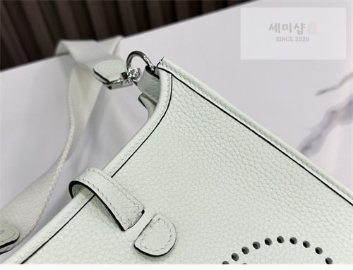 Hermes 에르메스 미니 에블린 16 Mini Evelyne 16 Bag 4번 이미지