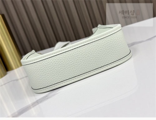 Hermes 에르메스 미니 에블린 16 Mini Evelyne 16 Bag 4번 이미지
