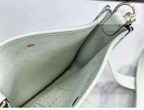 Hermes 에르메스 미니 에블린 16 Mini Evelyne 16 Bag 7번 이미지