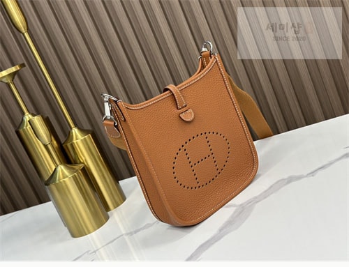 Hermes 에르메스 미니 에블린 16 Mini Evelyne 16 Bag 5번 이미지