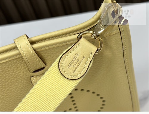 Hermes 에르메스 미니 에블린 16 Mini Evelyne 16 Bag 6번 이미지