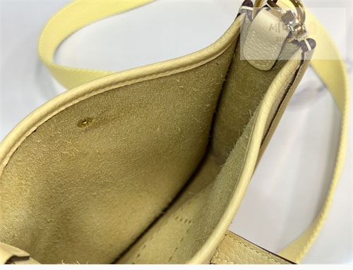 Hermes 에르메스 미니 에블린 16 Mini Evelyne 16 Bag 14번 이미지