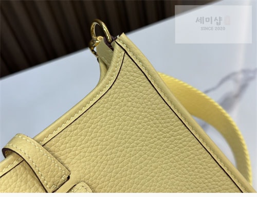 Hermes 에르메스 미니 에블린 16 Mini Evelyne 16 Bag 15번 이미지