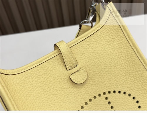 Hermes 에르메스 미니 에블린 16 Mini Evelyne 16 Bag 10번 이미지