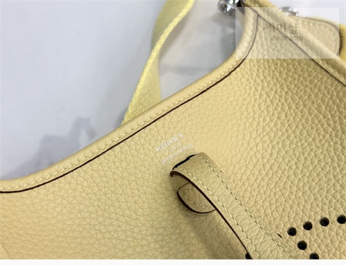 Hermes 에르메스 미니 에블린 16 Mini Evelyne 16 Bag 15번 이미지
