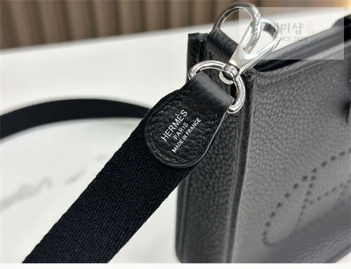 Hermes 에르메스 미니 에블린 16 Mini Evelyne 16 Bag 6번 이미지