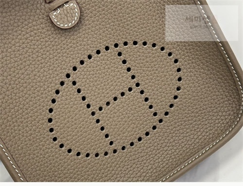 Hermes 에르메스 미니 에블린 16 Mini Evelyne 16 Bag 1번 이미지