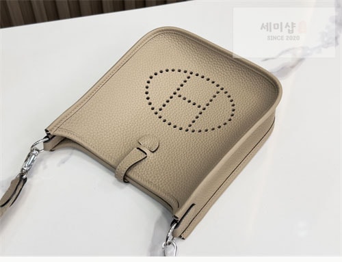 Hermes 에르메스 미니 에블린 16 Mini Evelyne 16 Bag 1번 이미지