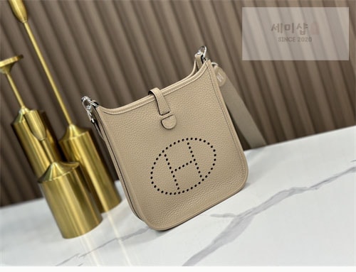 Hermes 에르메스 미니 에블린 16 Mini Evelyne 16 Bag 8번 이미지