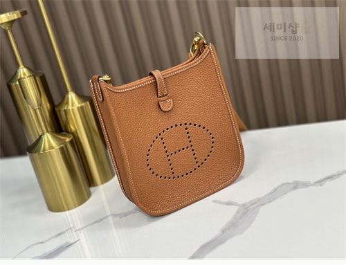 Hermes 에르메스 미니 에블린 16 Mini Evelyne 16 Bag 7번 이미지