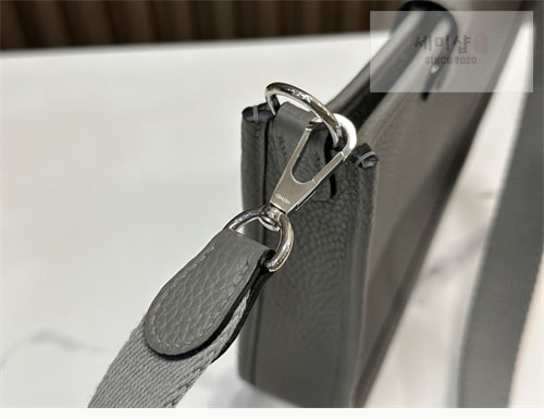 Hermes 에르메스 미니 에블린 16 Mini Evelyne 16 Bag 4번 이미지