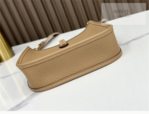 Hermes 에르메스 미니 에블린 16 Mini Evelyne 16 Bag 13번 이미지