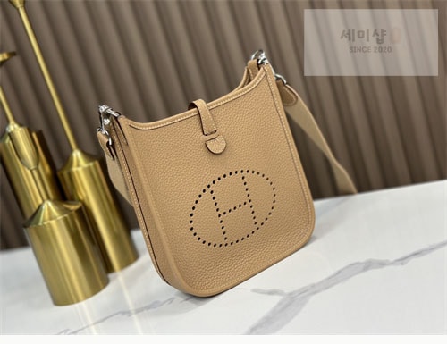 Hermes 에르메스 미니 에블린 16 Mini Evelyne 16 Bag 39번 이미지
