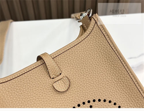 Hermes 에르메스 미니 에블린 16 Mini Evelyne 16 Bag 38번 이미지