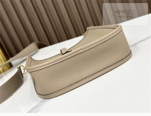 Hermes 에르메스 미니 에블린 16 Mini Evelyne 16 Bag 8번 이미지