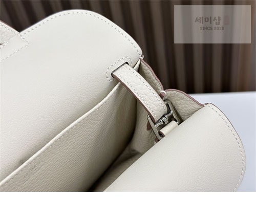 Hermes 에르메스 할잔 22 미니 숄더백 Bag 8번 이미지