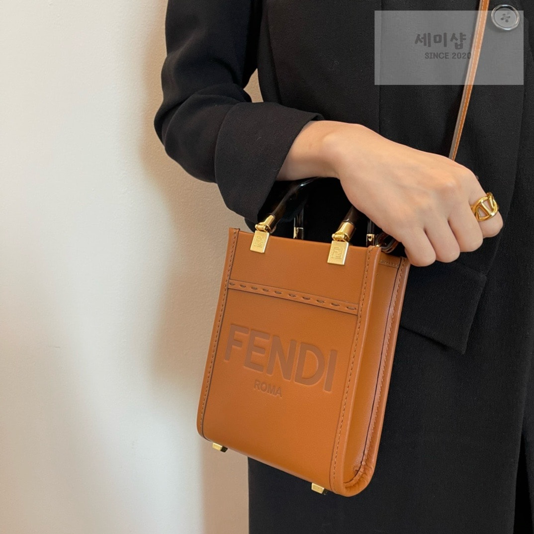 펜디 펜디 미니 션샤인 쇼퍼백 카멜 Bag 8번 이미지