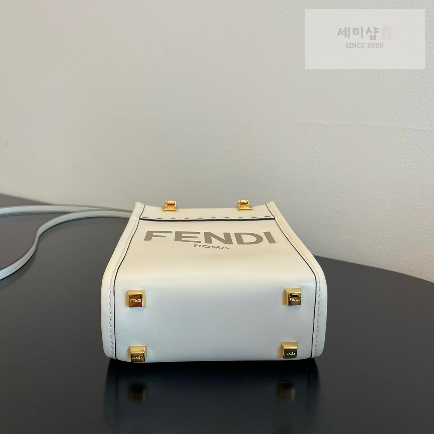 펜디 펜디 미니 션샤인 쇼퍼백 크림 Bag 3번 이미지