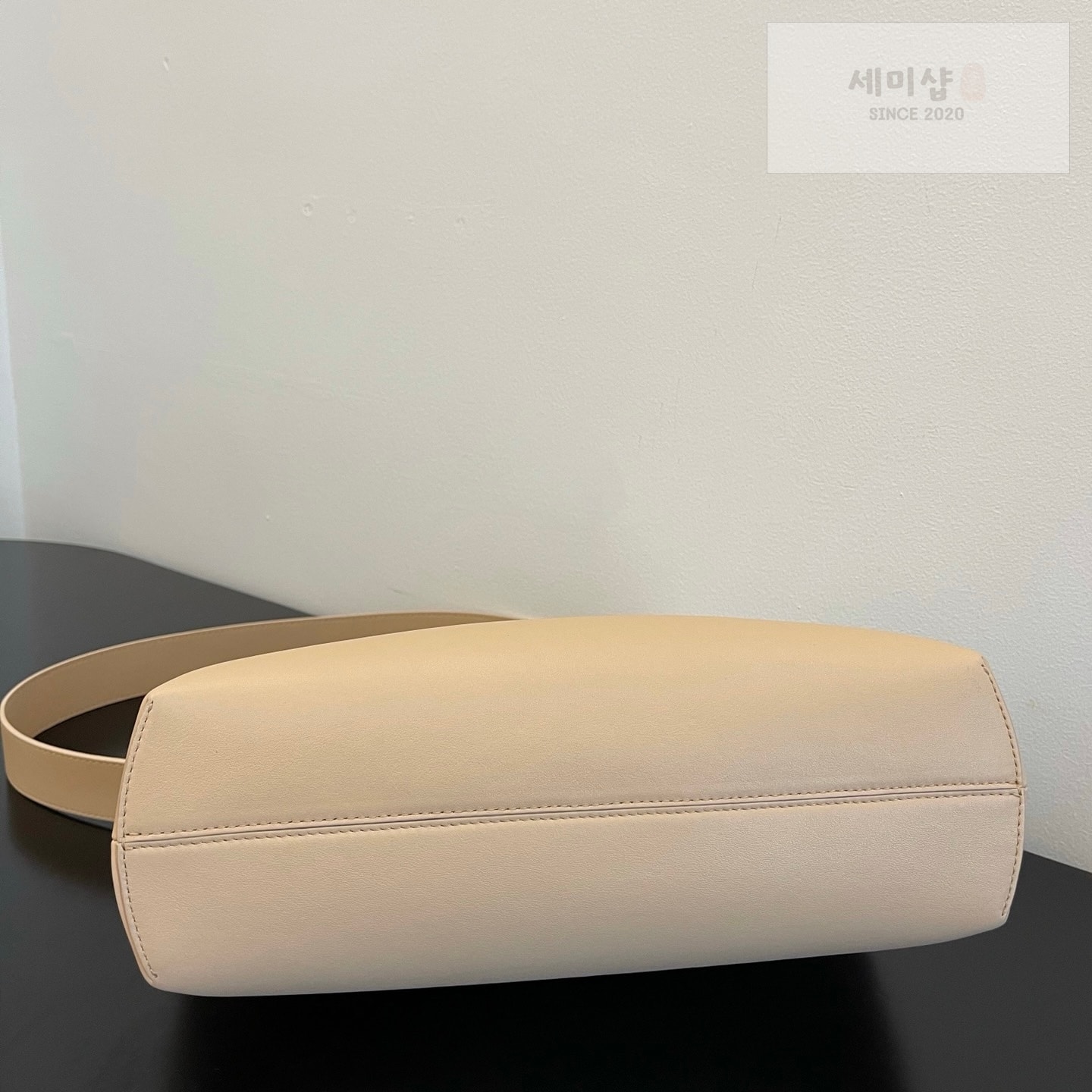 펜디 펜디 미디움 퍼스트백 라이트 베이지 Bag 4번 이미지