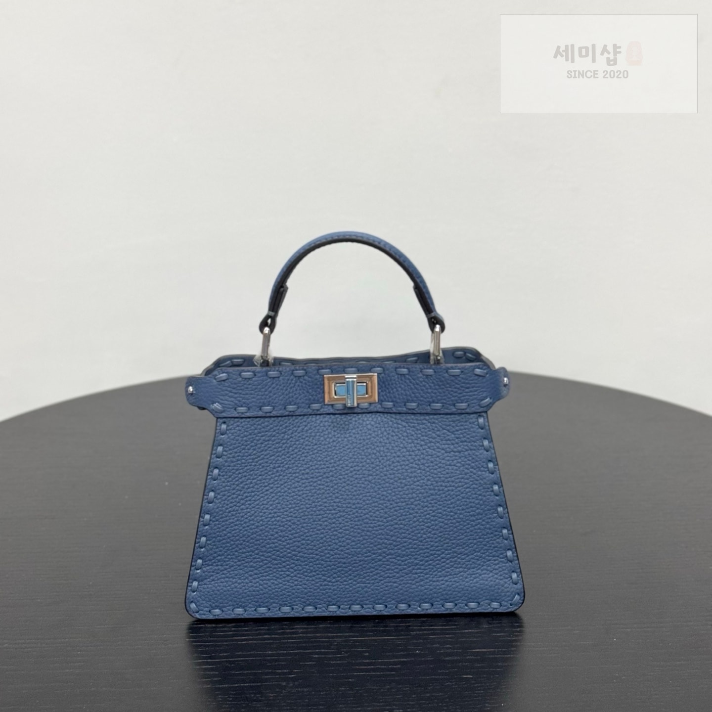 펜디 펜디 쁘띠 피카부 아이씨 유 블루 Bag 1번 이미지
