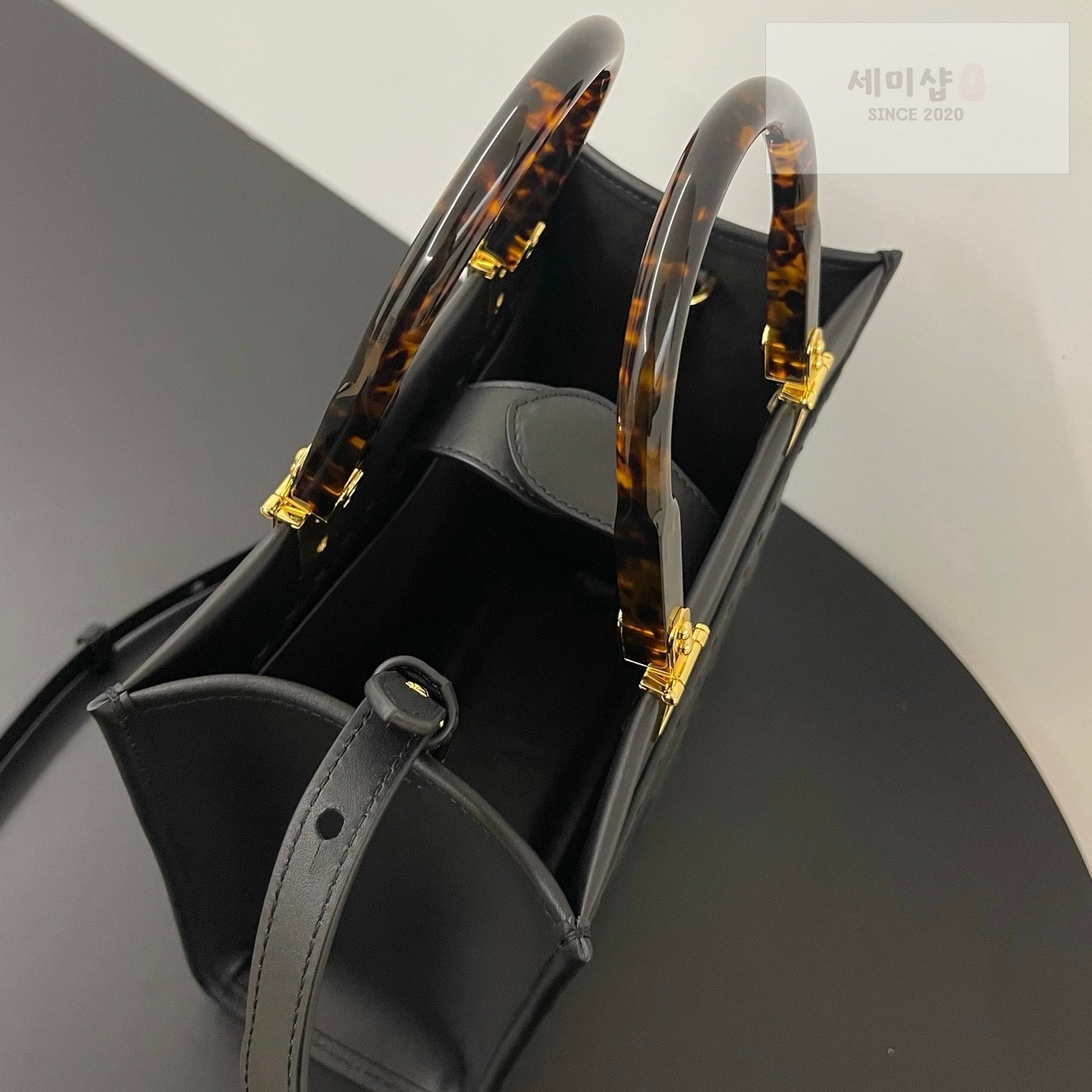펜디 펜디 스몰 션샤인 쇼퍼백 블랙 Bag 6번 이미지