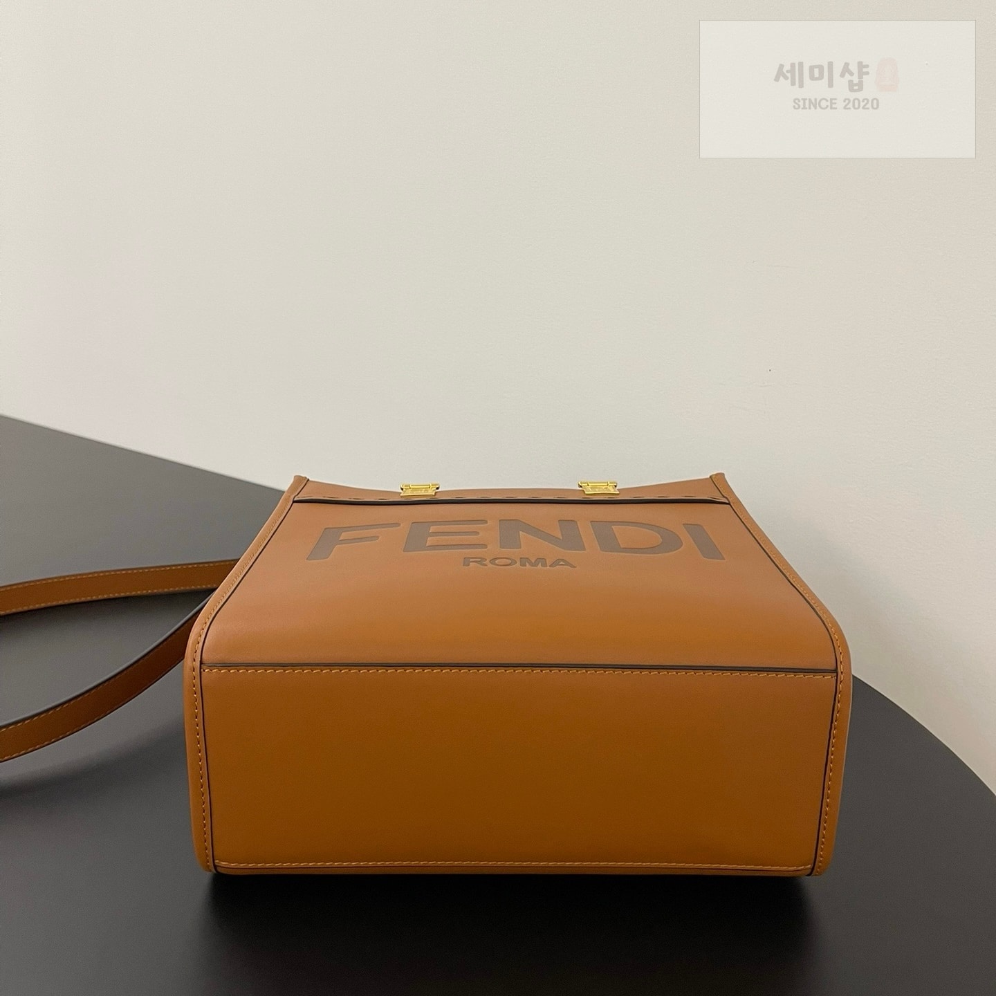 펜디 펜디 스몰 션샤인 쇼퍼백 Bag 4번 이미지