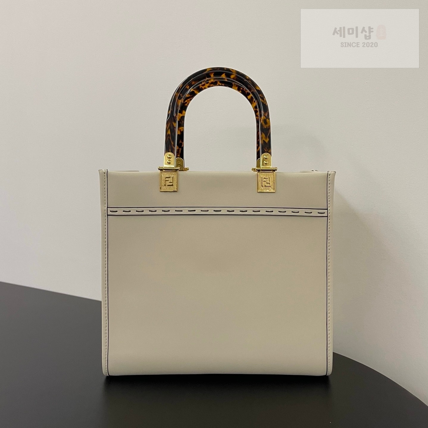 펜디 펜디 스몰 션샤인 쇼퍼백 크림 Bag 2번 이미지
