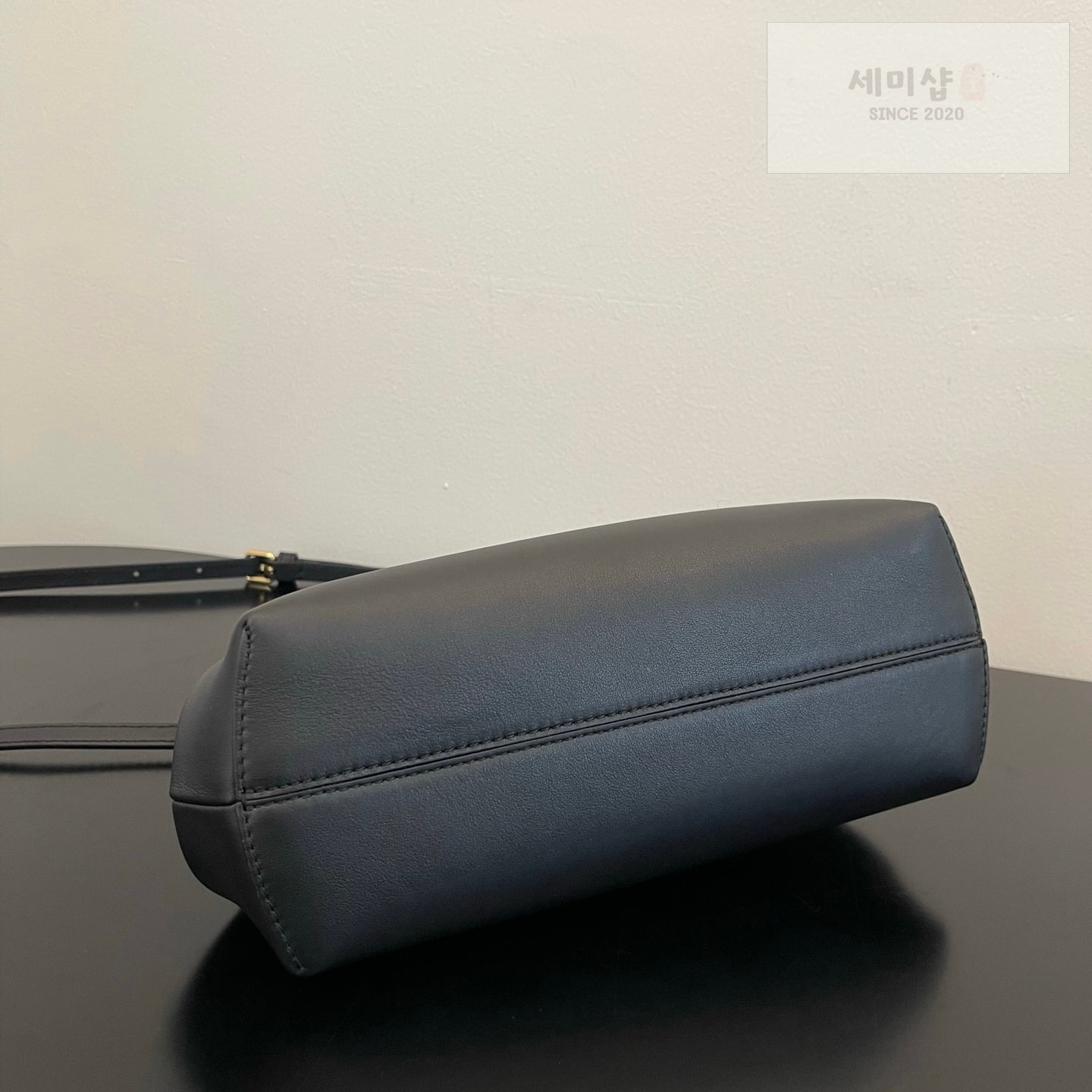 펜디 펜디 스몰 퍼스트백 블랙 Bag 4번 이미지