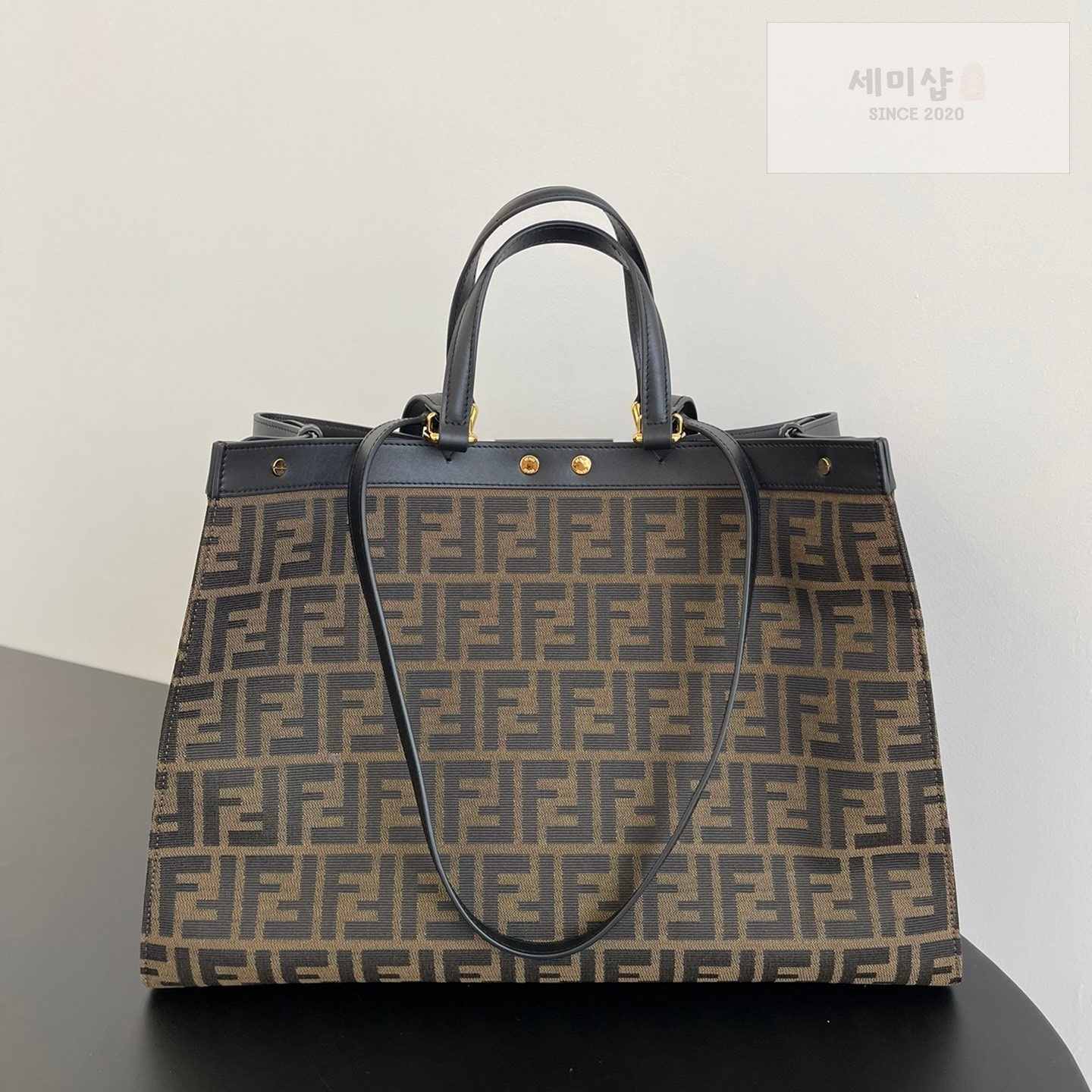 펜디 펜디 피카부 X토트 FF 캔버스 블랙 엣지 FF 캔버스 Bag 2번 이미지