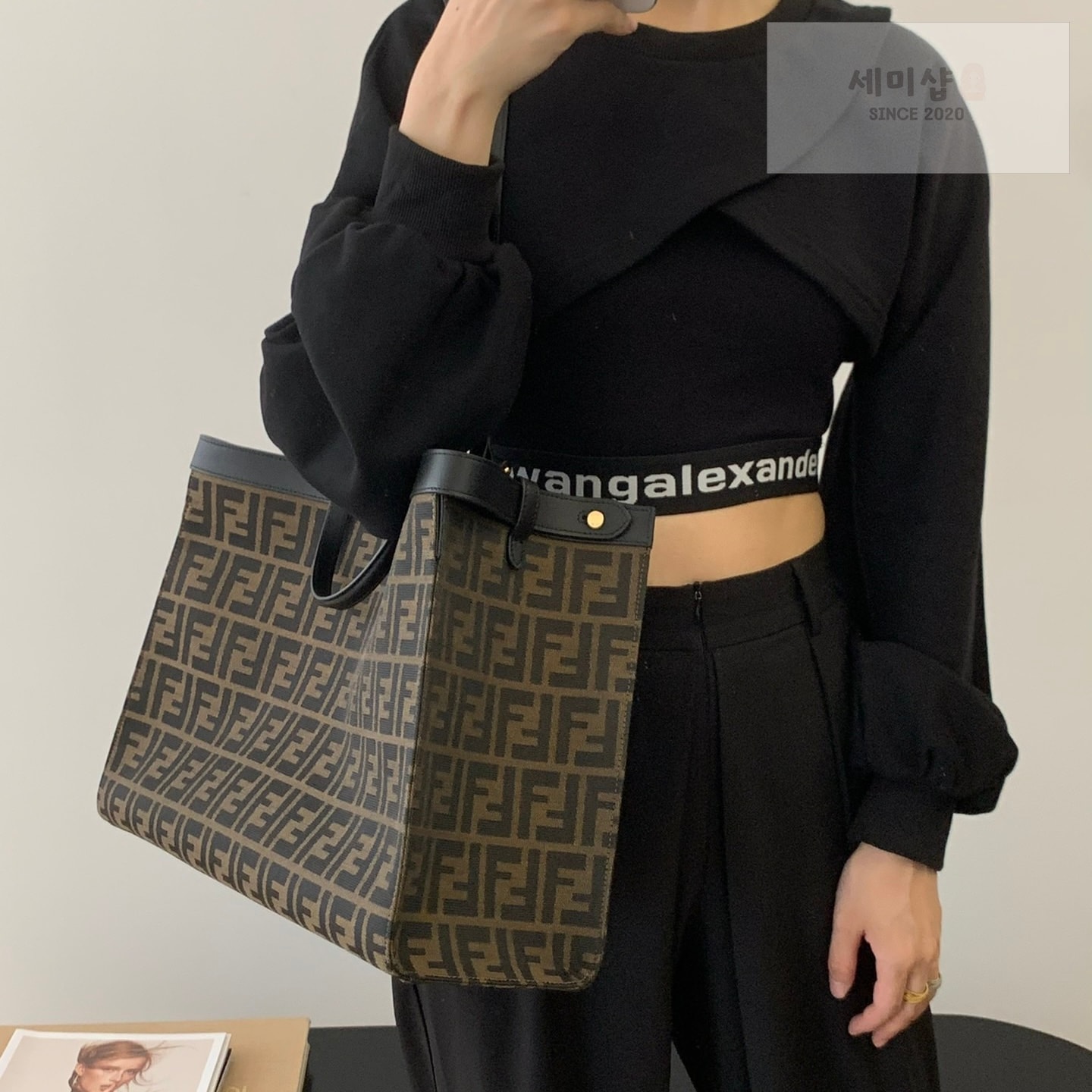 펜디 펜디 피카부 X토트 FF 캔버스 블랙 엣지 FF 캔버스 Bag 8번 이미지