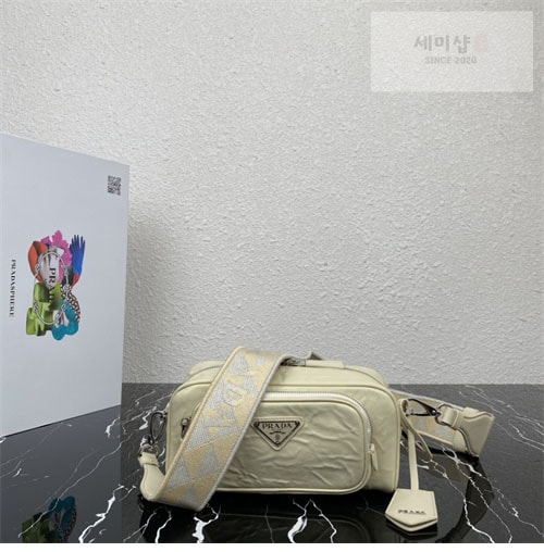 P R A D A 프라다 나파 가죽 멀티 포켓 숄더백 1BH198 5컬러 Bag 17번 이미지