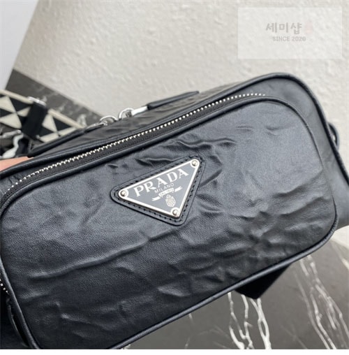 P R A D A 프라다 나파 가죽 멀티 포켓 숄더백 1BH198 5컬러 Bag 20번 이미지