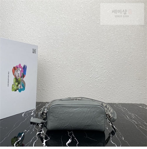 P R A D A 프라다 나파 가죽 멀티 포켓 숄더백 1BH198 5컬러 Bag 15번 이미지