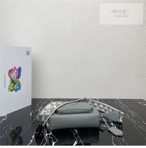P R A D A 프라다 나파 가죽 멀티 포켓 숄더백 1BH198 5컬러 Bag 25번 이미지