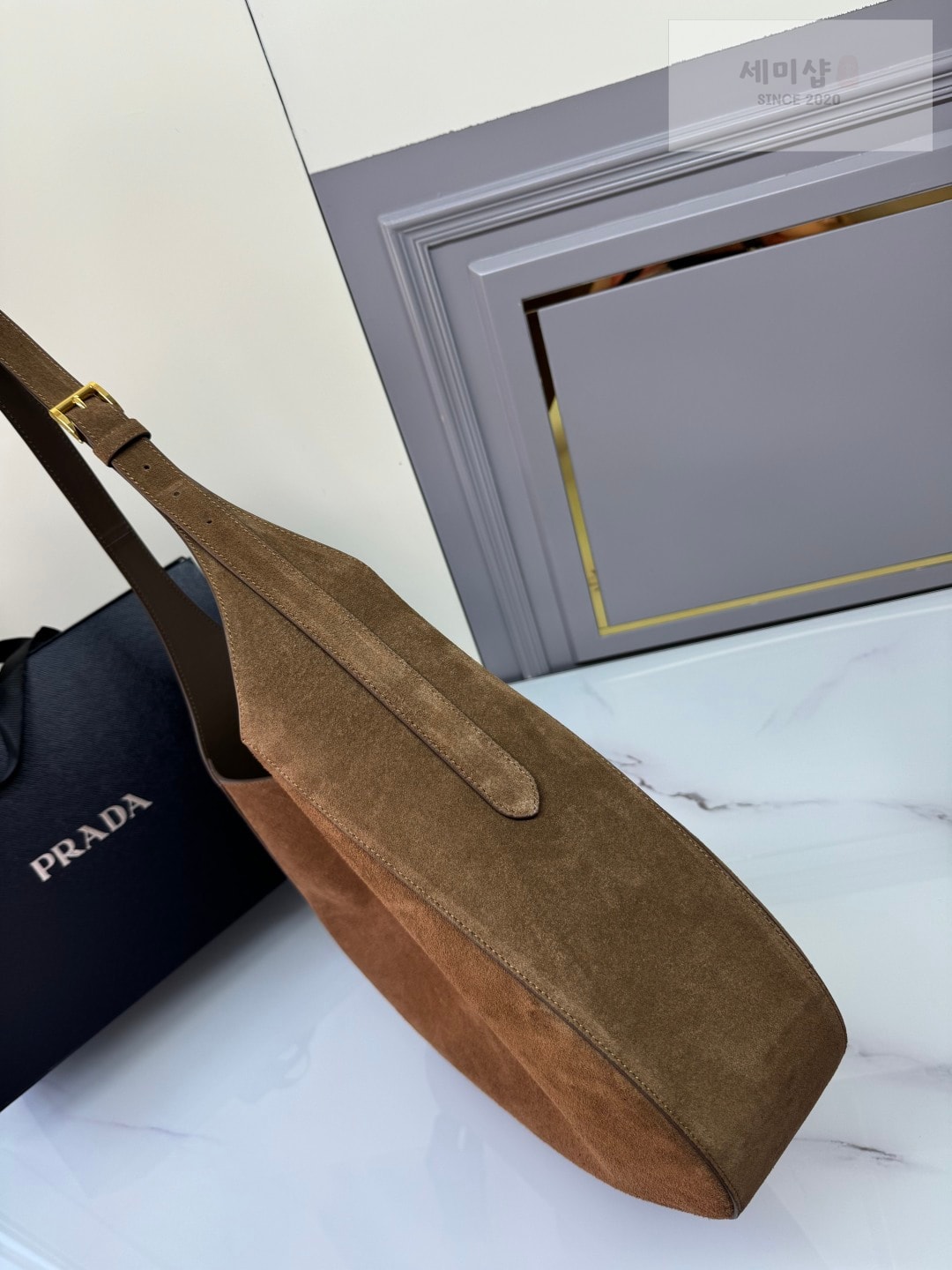 프라다 프라다 라지 스웨이드 숄더백 Bag 3번 이미지