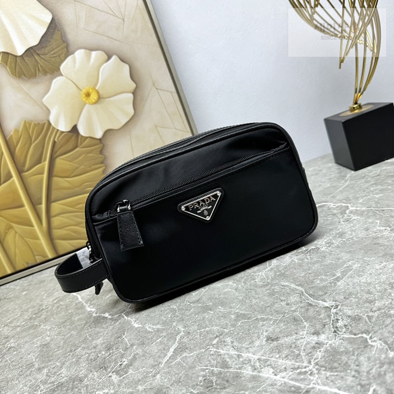 P R A D A 프라다 리나일론 사피아노 트래블 파우치 2NA819 Bag 4번 이미지