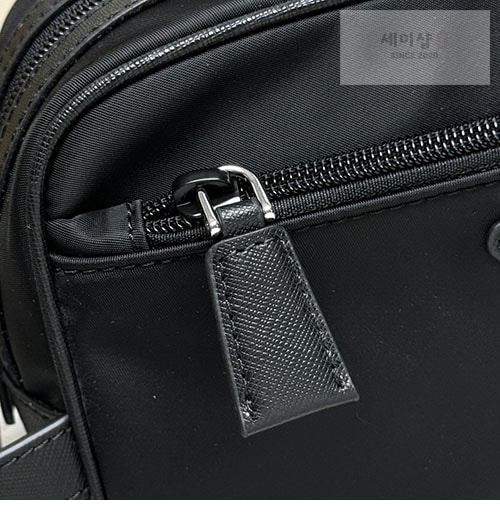 P R A D A 프라다 리나일론 사피아노 트래블 파우치 2NA819 Bag 2번 이미지