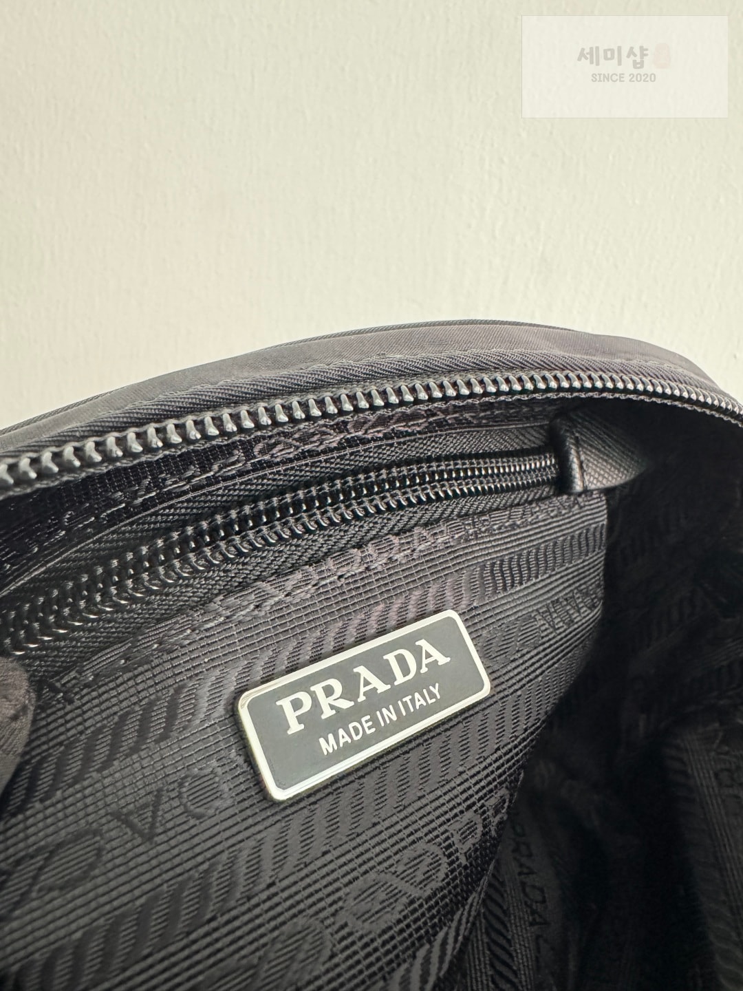 프라다 프라다 리나일론 스몰 파우치 블랙 Bag 9번 이미지