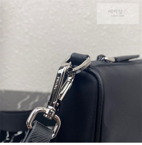 P R A D A 프라다 리에디션 나일론 테수토 크로스백 2VH113 레플리카 8번 이미지 - Bag | 세미샵 레플리카 사이트