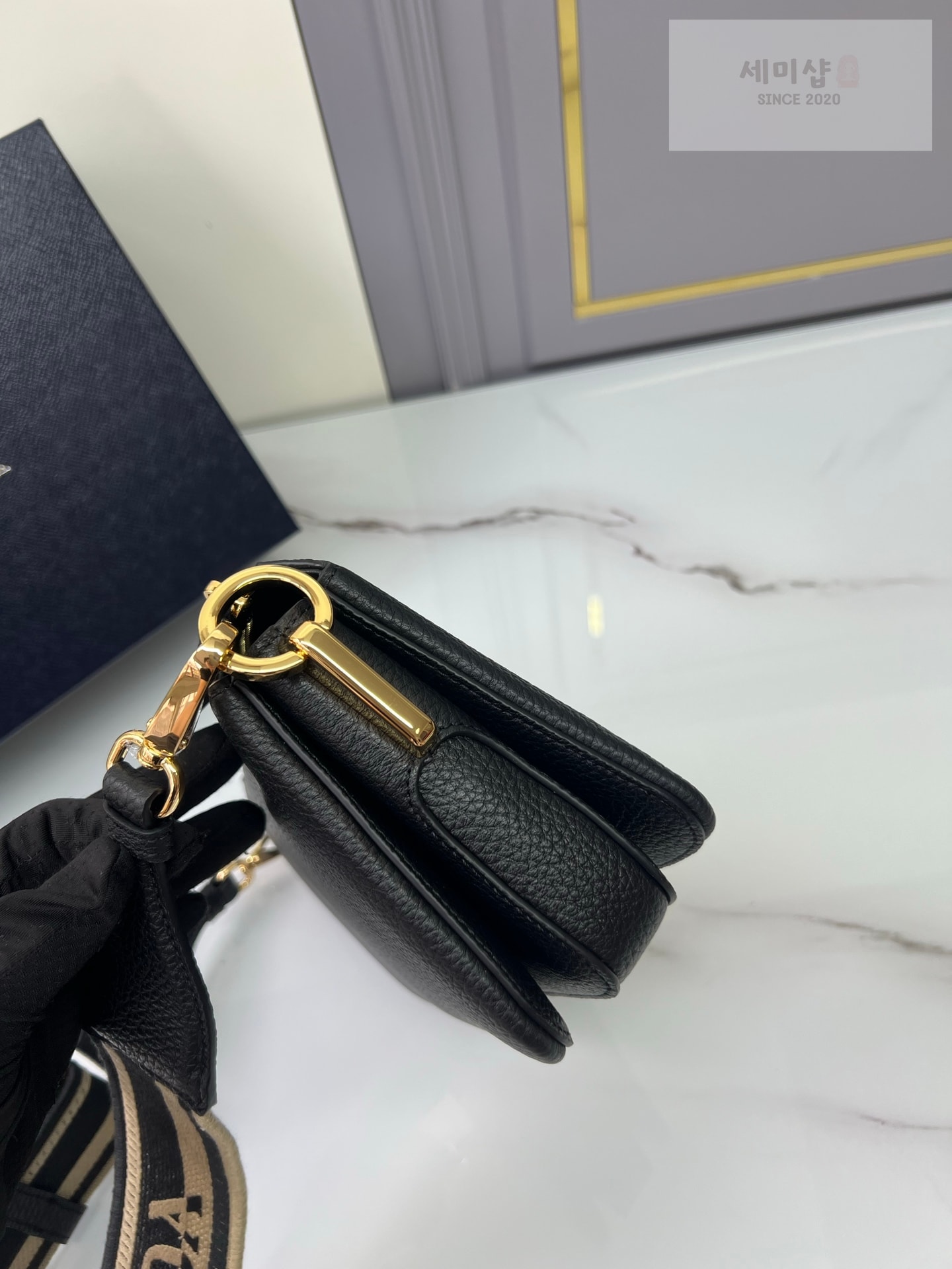 프라다 프라다 비텔로 다이노 숄더백 네로(블랙) Bag 3번 이미지