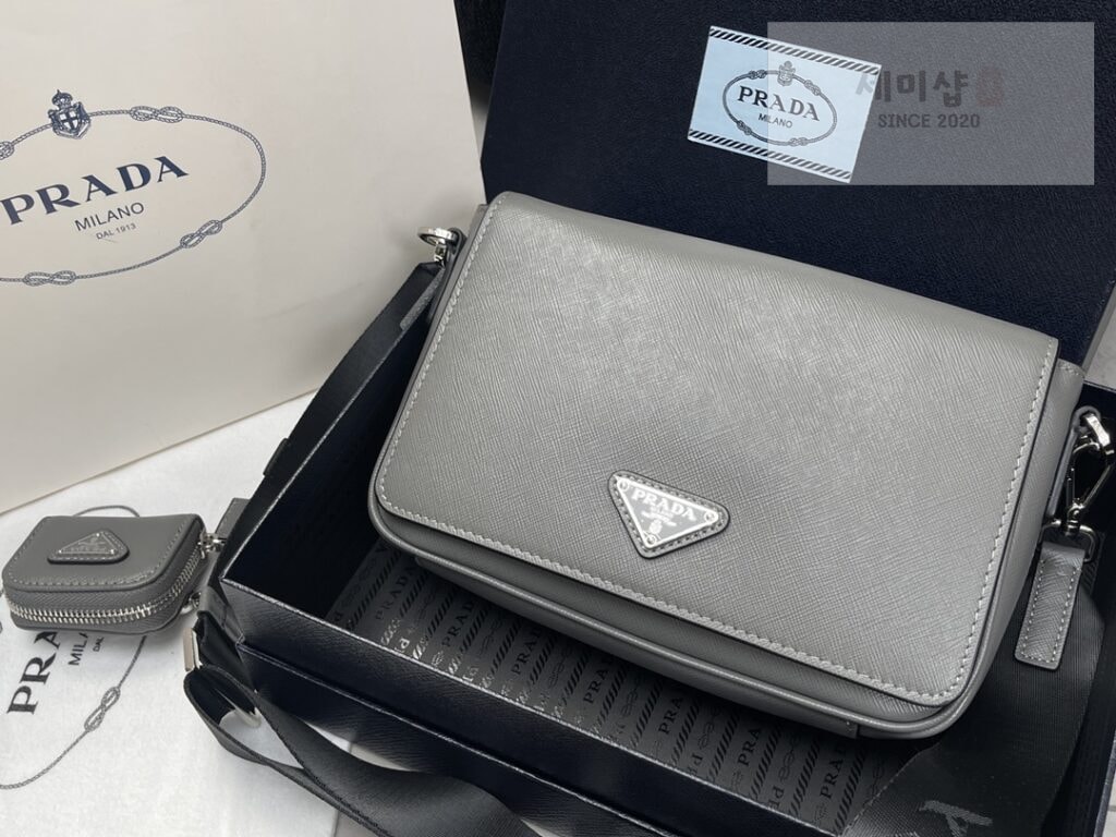 P R A D A 프라다 사피아노 가죽 숄더 크로스백 마블그레이 14.5*22*5CM Bag 8번 이미지