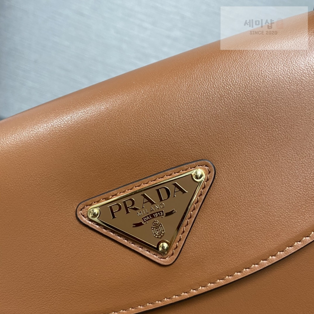 P R A D A 프라다 스몰 가죽 숄더백 25*15*5.5cm “4COLOR” BLACK Bag 17번 이미지
