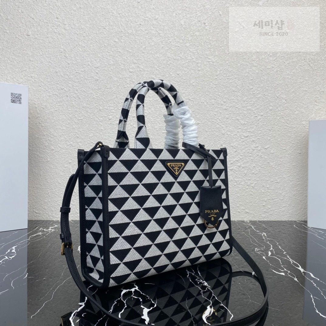 P R A D A 프라다 스몰 심볼 자수 패브릭 핸드백 28*22*9CM Bag 10번 이미지