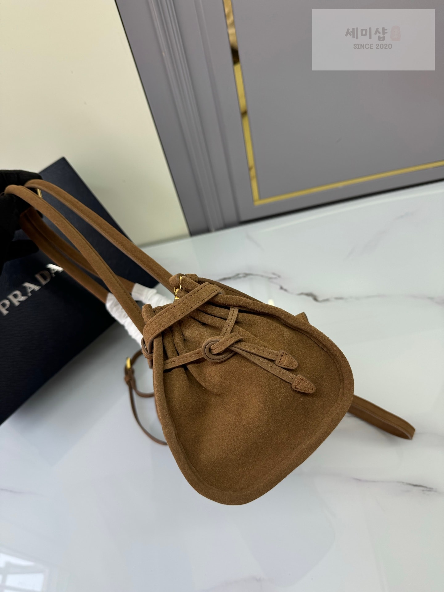 프라다 프라다 스웨이드 보니백 브라운 스웨이드 Bag 3번 이미지