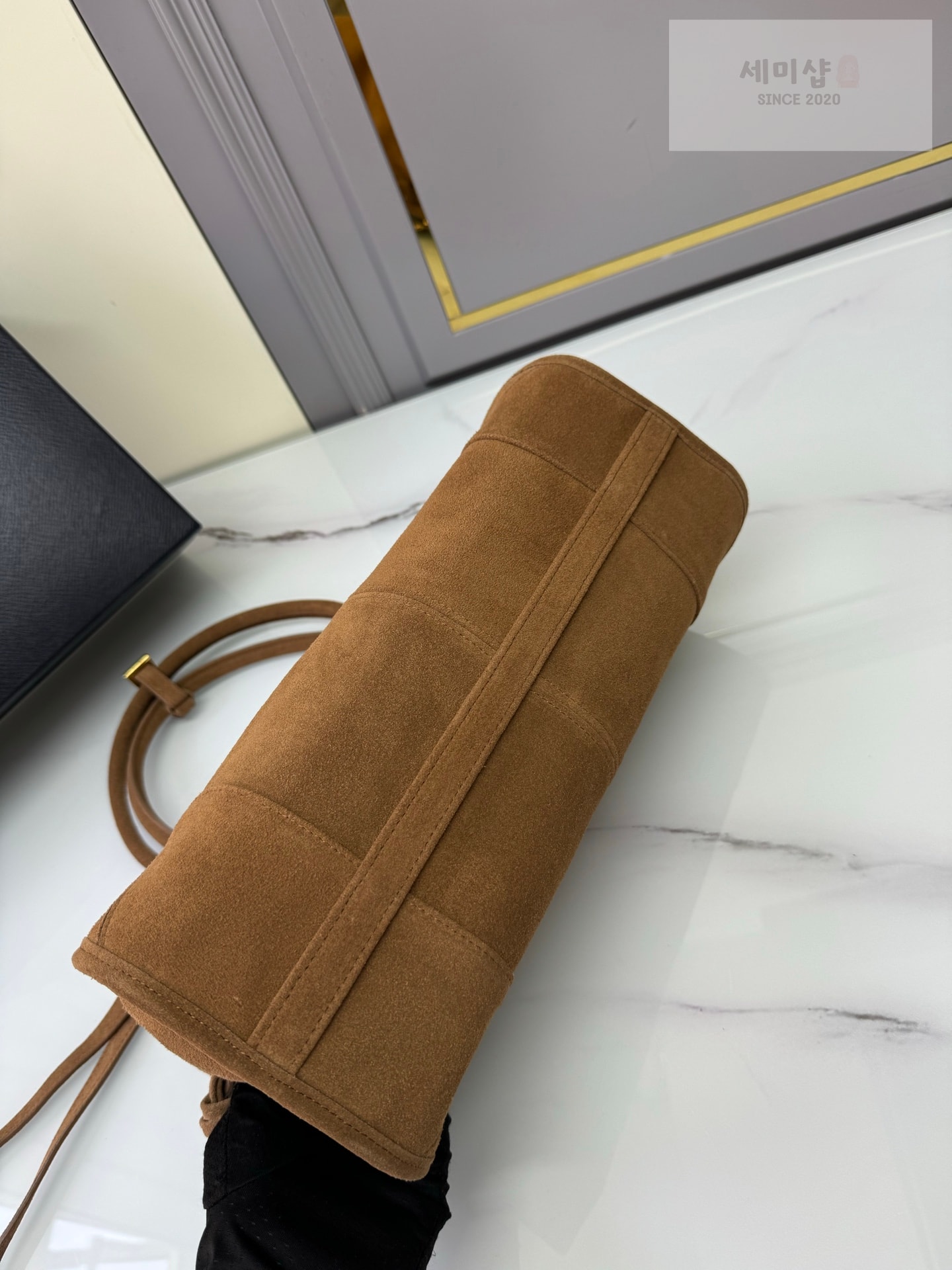 프라다 프라다 스웨이드 보니백 브라운 스웨이드 Bag 4번 이미지