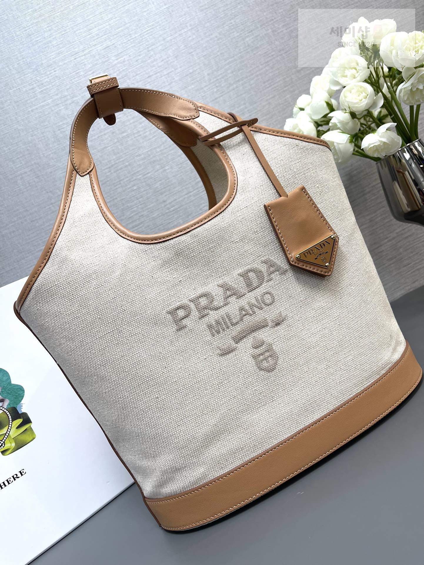 P R A D A 프라다 트라이앵글 키링 린넨 레더 미니 버클 백 28*22.5*12.5CM Bag 5번 이미지