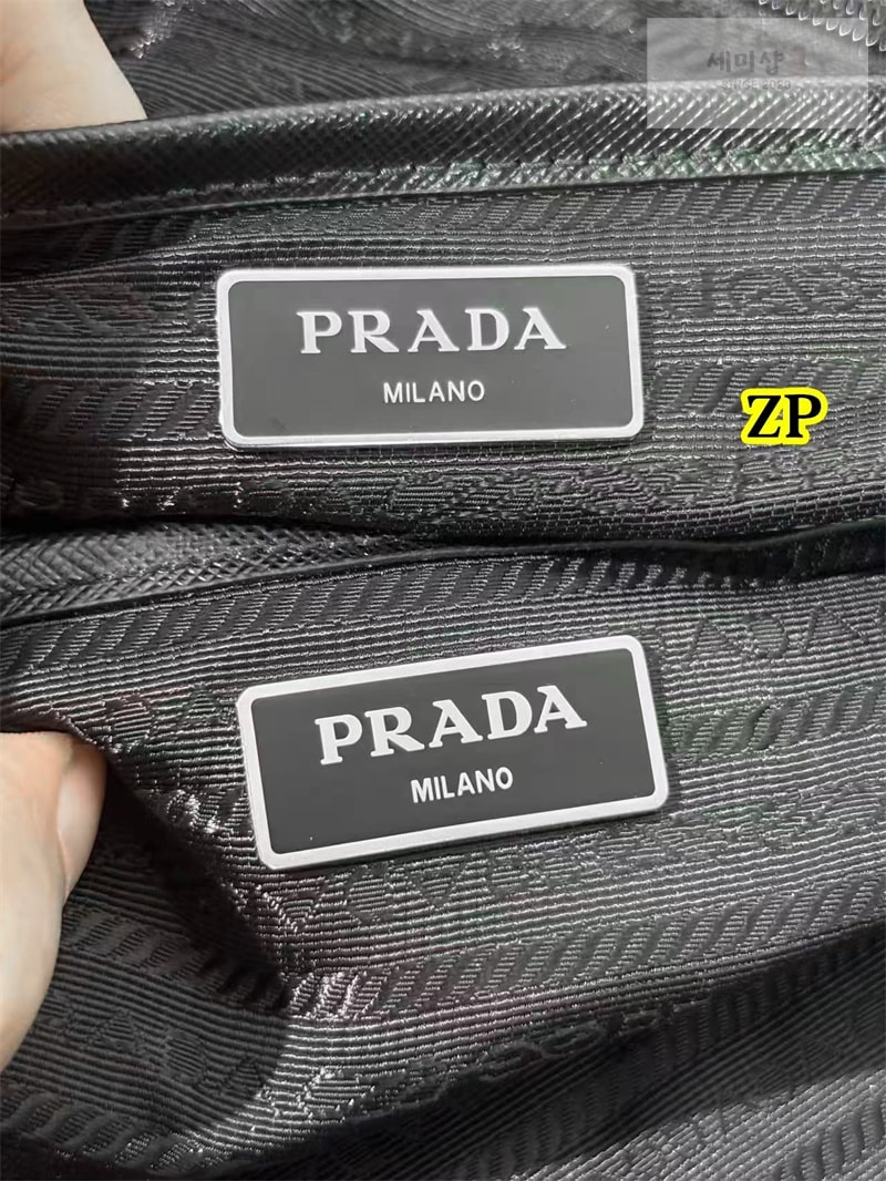 P R A D A 프라다 파우치 리나일론 미디엄 백팩 블랙 1BZ811 레플리카 19번 이미지 - Bag | 세미샵 레플리카 사이트