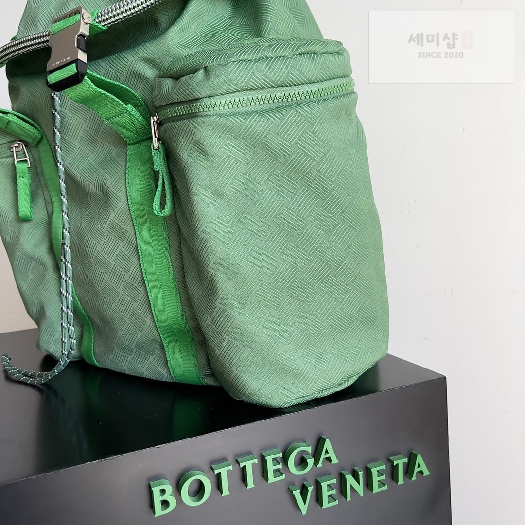 Bottega Veneta Bottega Veneta Alto Nylon BackPack Bag 1번 이미지